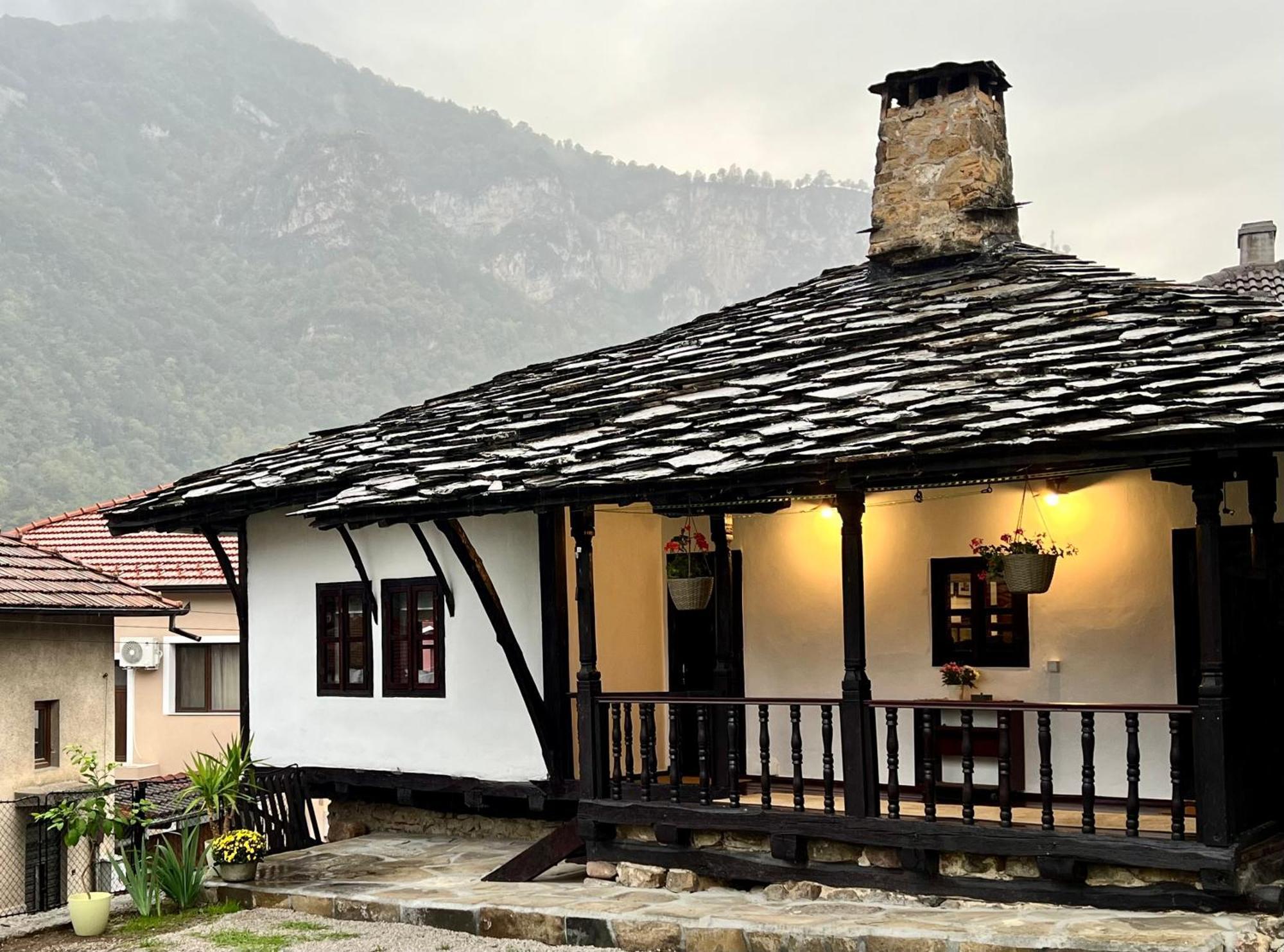 Туйковата Къща Tuikov'S House Teteven Kültér fotó
